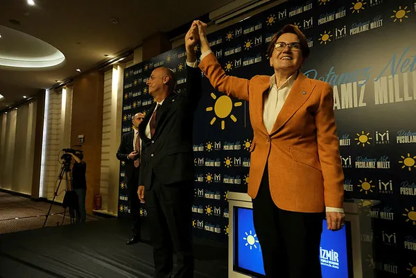 CHP ile İYİ Parti İzmir’de kafa kafaya geldi! İP’in Belediye Başkan adayı Ümit Özlale: Tunç Soyer’den daha iyiyim