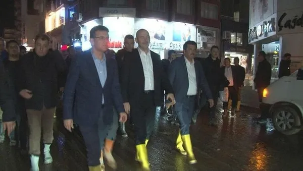 Son dakika: Başkan Erdoğan selzede Zülfiye teyze ile görüştü: Türkmenistan ziyareti sonrası bölgeye geleceğim