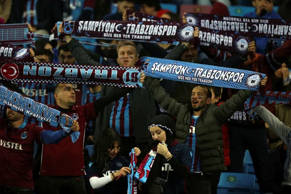 trabzonda-puanlar-paylasildi-trabzonspor-1-1-fatih-karagumruk-mac-sonucu-ozet-1650051583136.jpg Trabzon'da puanlar paylaşıldı! Trabzonspor 1-1 Fatih Karagümrük (MAÇ SONUCU-ÖZET)
