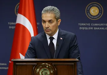 Türkiye'den Fransız Bakan Drian'e sert cevap