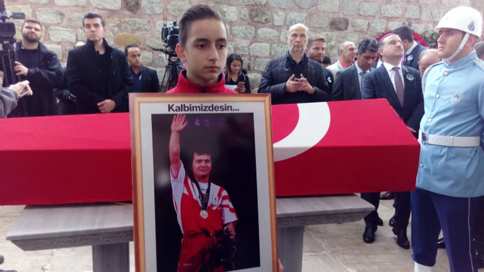 Naim Süleymanoğlu'nun mezarı açılıyor
