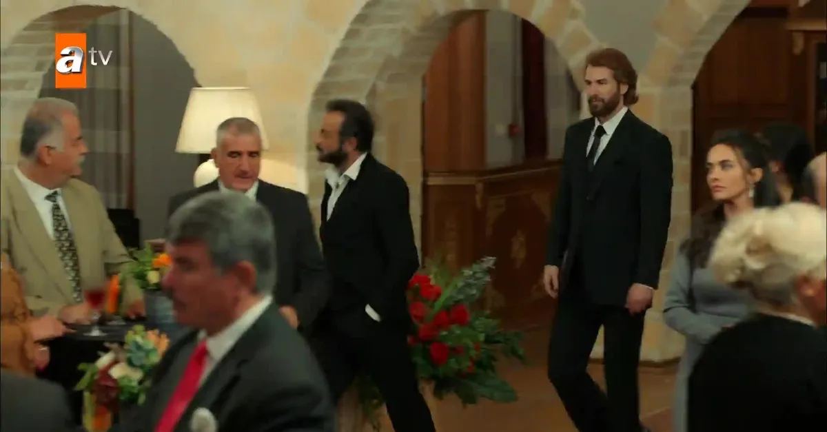 Bir Zamanlar Çukurova 80. yeni bölüm | Demir'den, Züleyha'ya büyük jest