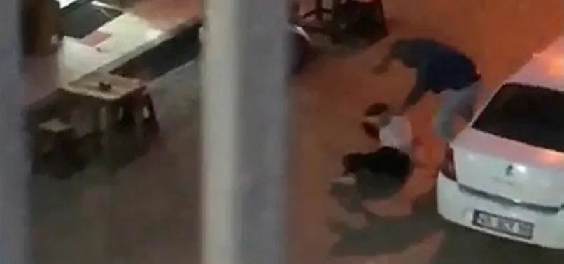 Eski eşini sokak ortasında tekme tokat dövdü! Çevredekiler izlemekle yetindi