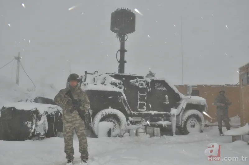 7 üs bölgesi kuruldu! Geçiş yolları ateş altında... 21