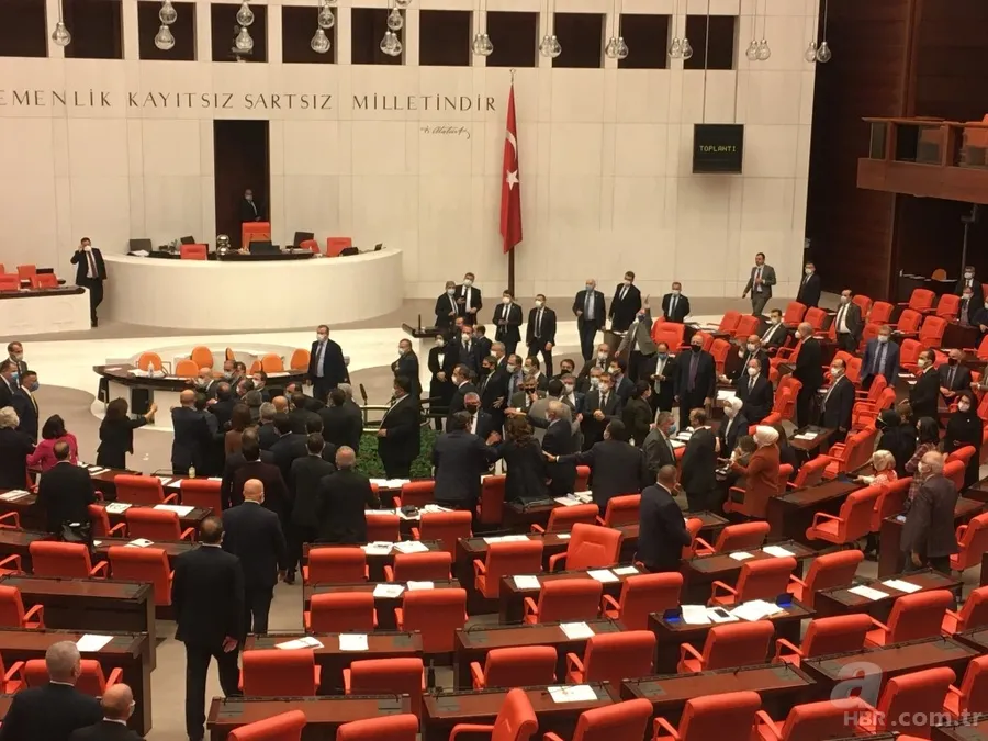 TBMM’de arbede! AK Parti ile CHP arasındaki tartışmaya HDP de karıştı 8