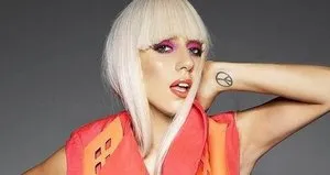 Lady Gaga, Suriye için dua istedi