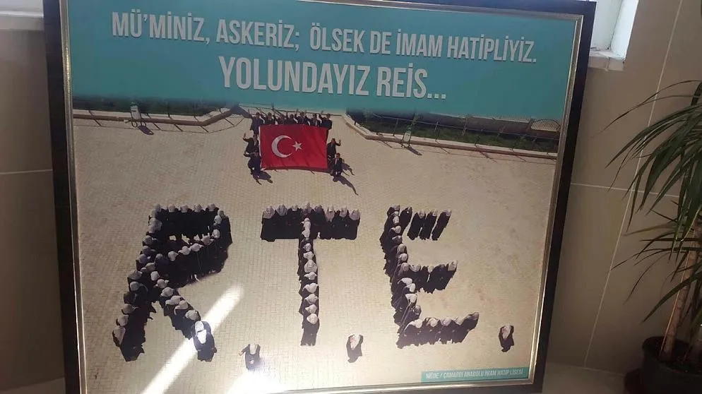 İmam hatip öğrencilerinden Erdoğan'a sürpriz - 2