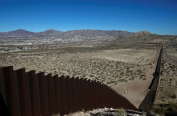 biden-yonetimine-ilk-dava-yasal-olmayan-gocmenlerin-sinir-disi-edilmesini-durdurmustu-1611354462485.jpg Biden yönetimine ilk dava! Yasal olmayan göçmenlerin sınır dışı edilmesini durdurmuştu - 3