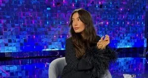 Bebeğinin cinsiyetini açıkladı!