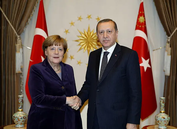 Başkan Erdoğan’dan Afganistan diplomasisi: Alman Şansölyesi Merkel’in ardından Irak Başbakanı ile görüştü