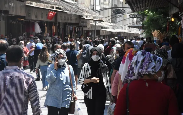 Sağlık Bakanı Fahrettin Koca’dan Bilim Kurulu sonrasında canlı yayında son dakika açıklamaları I Aşısızlara kısıtlama gelecek mi? Yeni tedbir kararları alındı mı?