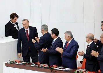 Erdoğan, TBMM'de alkışlarla karşılandı
