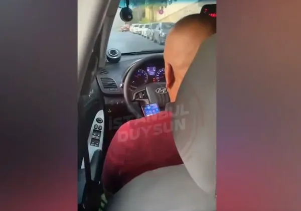 takside-mide-bulandiran-iddia-talihsiz-kadinlarin-zor-anlari-kamerada-1662965734403.jpg Takside mide bulandıran iddia! Talihsiz kadınların zor anları kamerada - 3