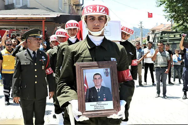 Başkan Erdoğan, şehit Hüseyin Mertoğlu'nun babasıyla telefonda görüştü - 1