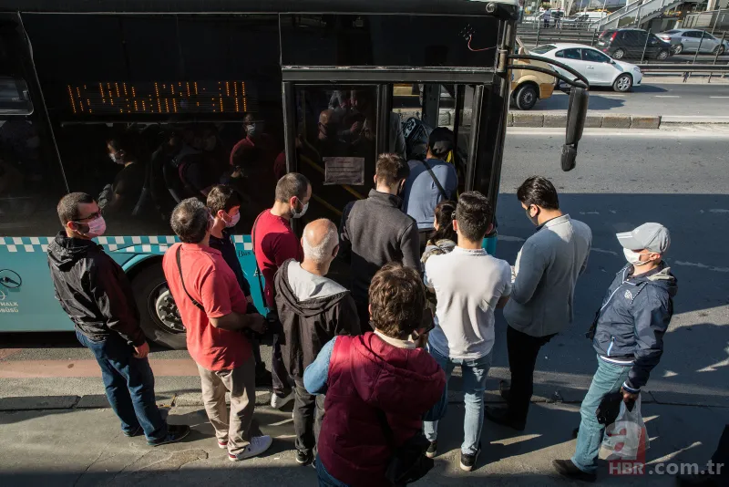 İstanbul'da toplu ulaşımda yeni dönem başladı! Sosyal mesafe kuralı hiçe sayıldı 8
