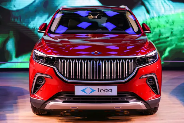 TOGG’da yeni modeller ilk kez görüntülendi! C-Sedan ve C-X Coupe geliyor! İşte yollara çıkacakları tarih...