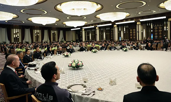 baskan-erdogan-birileri-sokaklari-karistirmak-istedi-olaylarin-buyumesi-engellendi-1712169014430.jpg Başkan Erdoğan: Birileri sokakları karıştırmak istedi olayların büyümesi engellendi - 5