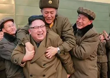 Kuzey Kore lideri Kim'in fotoğrafı olay oldu!