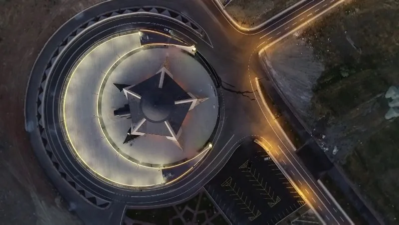 Sivas Ta Yapimi Tamamlanan Turkiye Nin Ilk Ay Yildizli Camisi Yarin Aciliyor