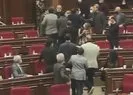 Ermenistan Meclisinde şok görüntüler