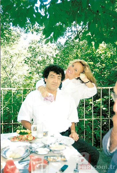 Muhterem Nur kimdir, kaç yaşında? Müslüm Gürses ve Muhterem Nur arasında kaç yaş fark var? 12