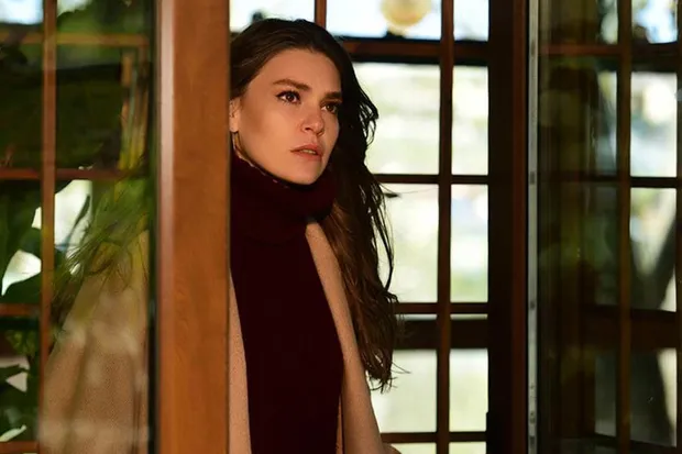 İstanbullu Gelin 79.son bölüm izle: Faruk yıkıldı! İstanbullu Gelin 80.yeni bölüm fragmanı yayında mı?