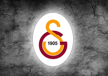 Galatasaray, Belhanda ve Gomis'i bitirdi