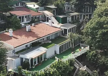 Kapatın kapıları kedicikler kaçmasın