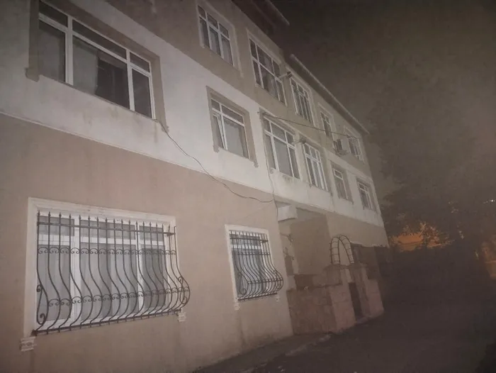 Üsküdar'da gerginlik! Yol çöktü! Bina sakinleriyle inşaat çalışanı birbirine girdi - 2