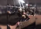Metrobüste tekmeli yumruklu kavga kamerada