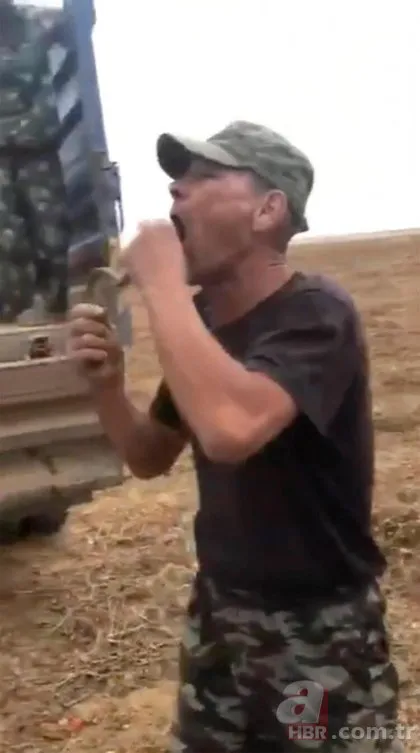 Yılanı yutmaya çalışırken hayatını kaybetti! Karpuz tarlasında şov yapayım derken canından oldu