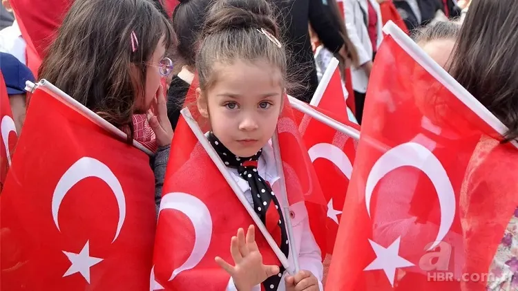 29 Ekim Cumhuriyet Bayramı Mesajları: Cumhuriyet’in 100. Yılına özel en anlamlı, resimli, duygusal, yeni, kısa-uzun, güzel resimli mesajlar… 5