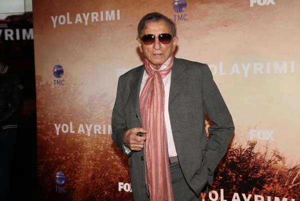 Usta tiyatrocu Haldun Dormen koronavirüse yakalandı!