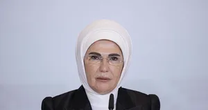 Emine Erdoğan 3 dilde Filistin çağrısı