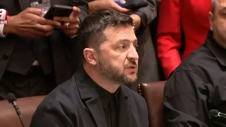 Dublin’de Zelenski’ye kimliksiz dron alarmı