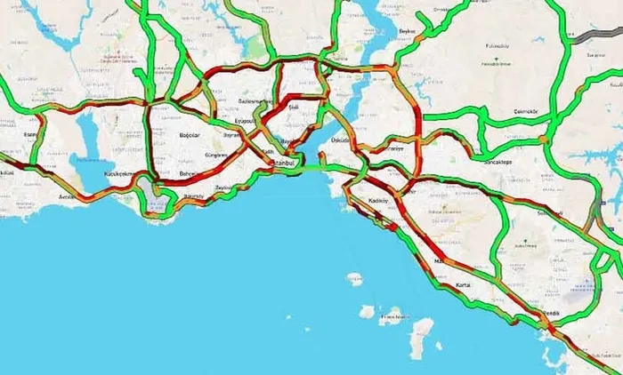 Son dakika: İstanbul'da kısıtlama öncesi trafik yoğun! Yine erken başladı - 1