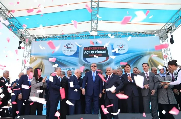 Cumhurbaşkanı Recep Tayyip Erdoğan, Başkentray’ın açılışını yaptı