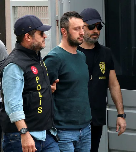Beşiktaş'ta durağa dalan otobüs şoförü tutuklandı - 1
