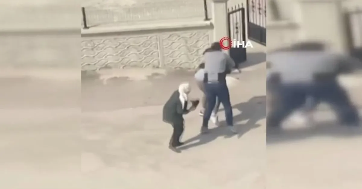 Yol verme tartışması kavgaya dönüştü