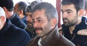 Depremde ölen anne ve oğlu defnedildi