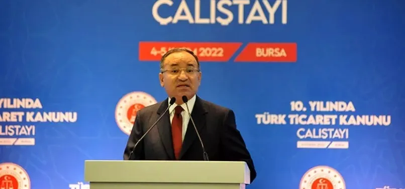 Adalet Bakanı Bekir Bozdağ: Bu ülkenin kadınları kıyafetlerine göre ayrımcılığa tabi tutulmasın istiyoruz