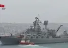 Boğazda savaş gemisi kıyıya sürüklendi