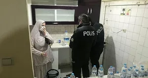 Polisleri şaşırtan baskın! Bu halde yakalandılar