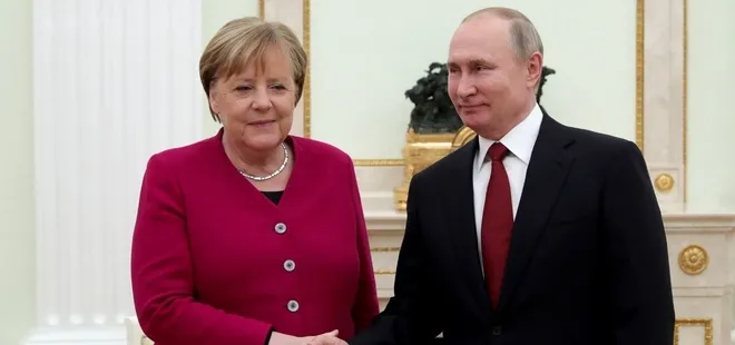 Putin ve Merkel’den kritik Libya zirvesi