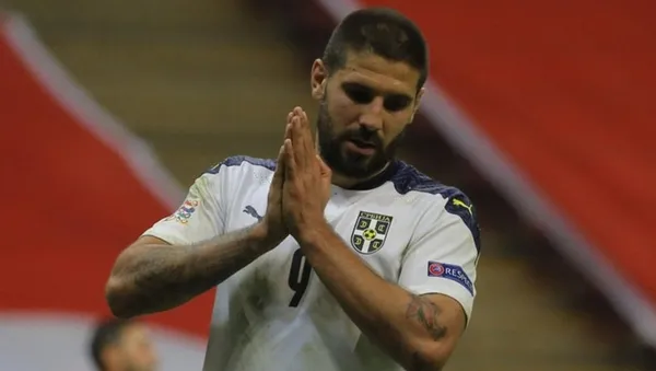 fenerbahce-aleksandar-mitrovici-istiyor-kanarya-forvet-transferi-icin-harekete-gecti-1623104654473.jpg Fenerbahçe Aleksandar Mitrovic'i istiyor! Kanarya forvet transferi için harekete geçti