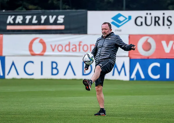 Beşiktaş’ta 5 ayrılık! Sergen Yalçın biletlerini kesti