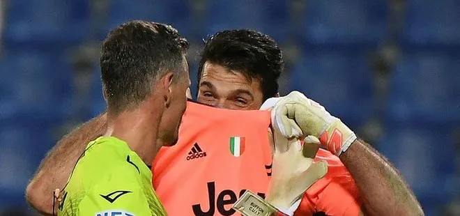 43 yaşındaki İtalya’nın efsane kalecisi Gianluigi Buffon Seri A ekibiyle anlaştı | Son dakika transfer haberi