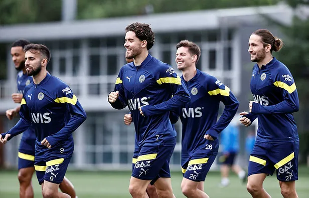 MAÇ ÖZETİ İZLE | Fenerbahçe 2-1 Dinamo Kiev