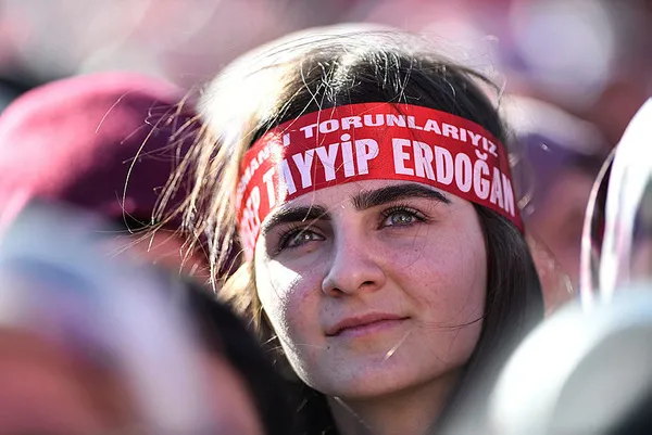 Meydanlar 14 Mayıs zaferini çağırıyor! Numan Kurtulmuş üstüne basa basa söyledi: AK Parti açık ara birinci - 4