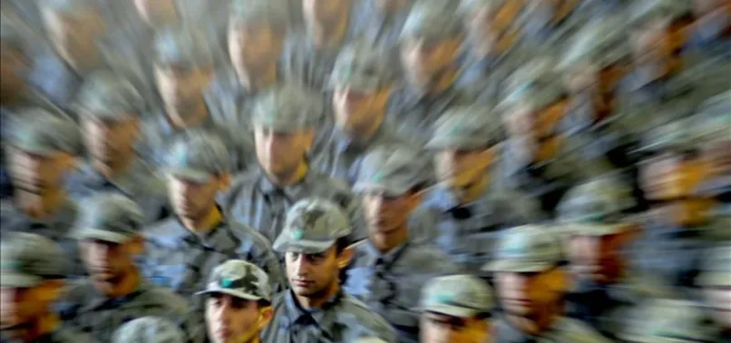 SON DAKİKA: YENİ ASKERLİK TEKLİFİ YASALAŞTI